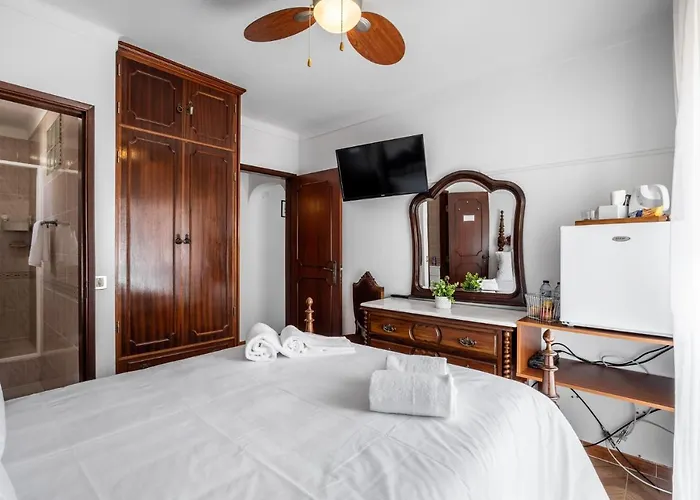 Carepa -nazaré, Steps From The Nazaré