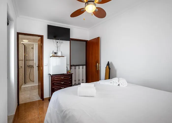 Carepa -nazaré, Steps From The Nazaré