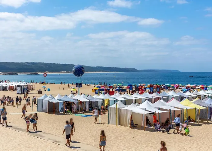 Carepa -nazaré, Steps From The Maison d'hôtes Nazaré
