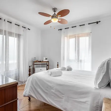 Carepa -nazare, Steps From The Konukevi Nazaré