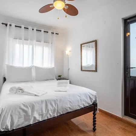 Carepa -nazare, Steps From The Konukevi Nazaré