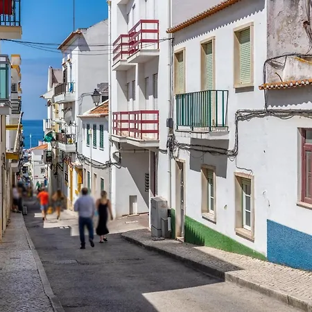 Guest house Carepa -nazare, Steps From The Nazare