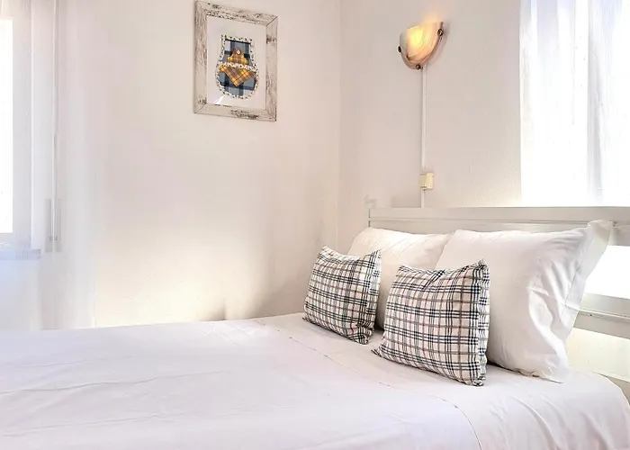 Guest house Carepa -nazare, Steps From The Nazare